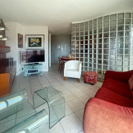 Апартаменты La Dolce 6 Pers Parcheggio Terrazza